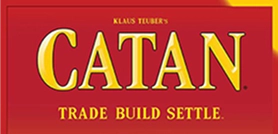 Het logo van het bordspel Catan met de slogan "Handel, bouw, vestig", staat voor het populaire strategiespel dat draait om grondstoffenbeheer en het bouwen van nederzettingen.